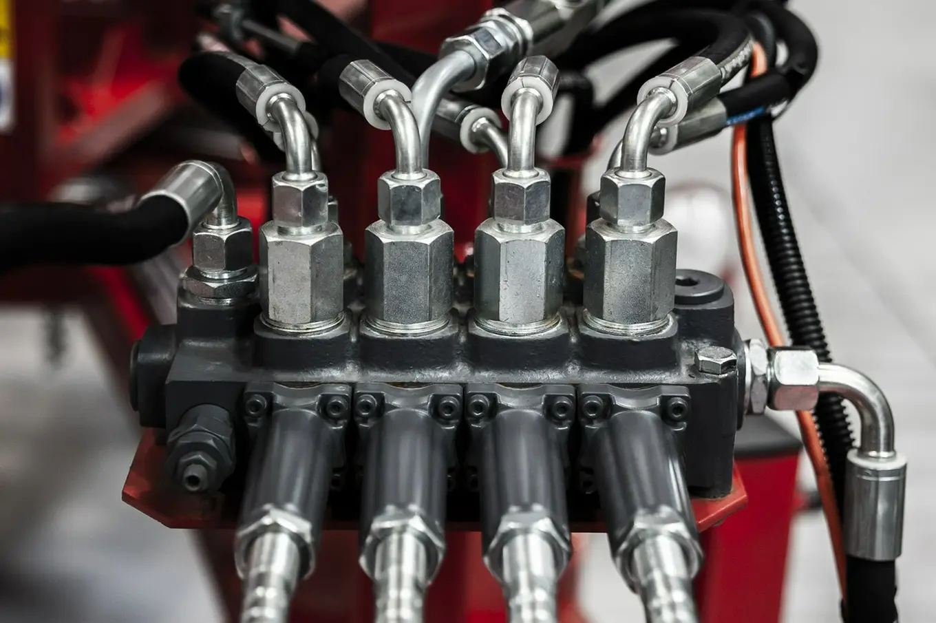 rozdzielacz hydrauliczny