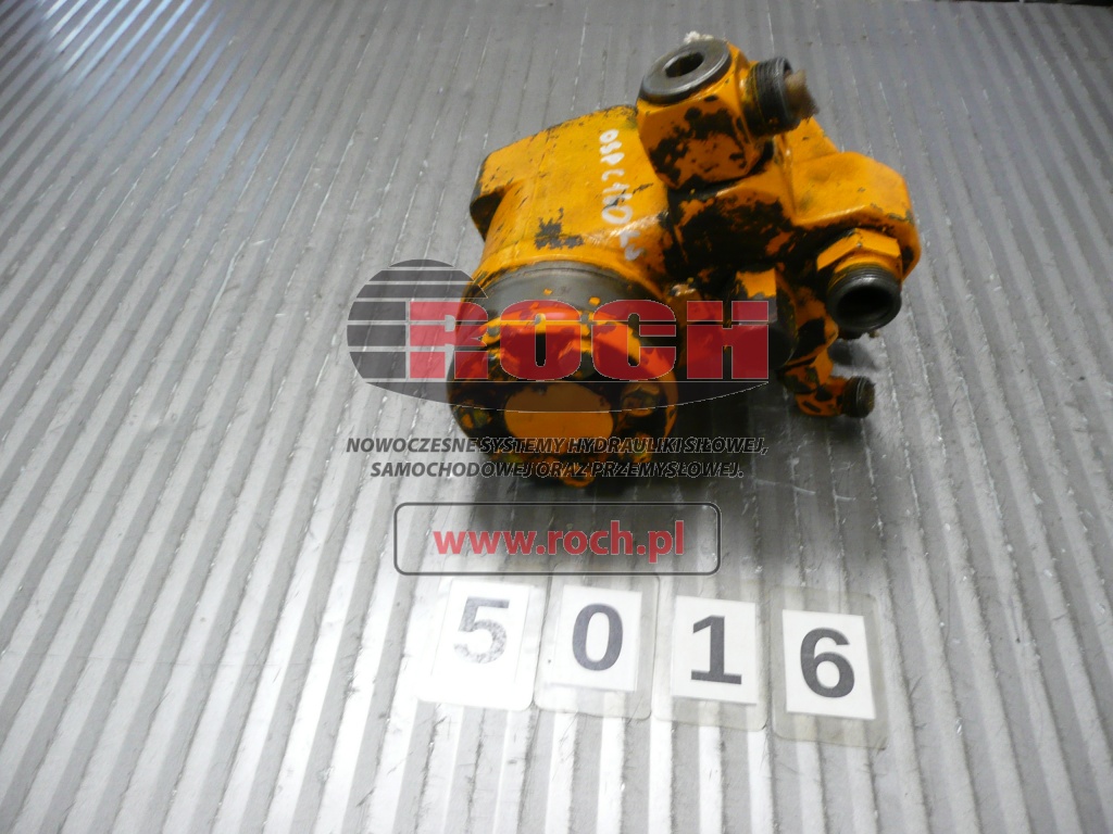 23562